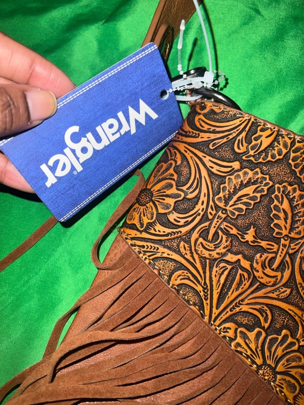 NWT Wrangler Brown Fringe Crossbody with Embossed Floral Panel Western Feel - Picture 4 of 10